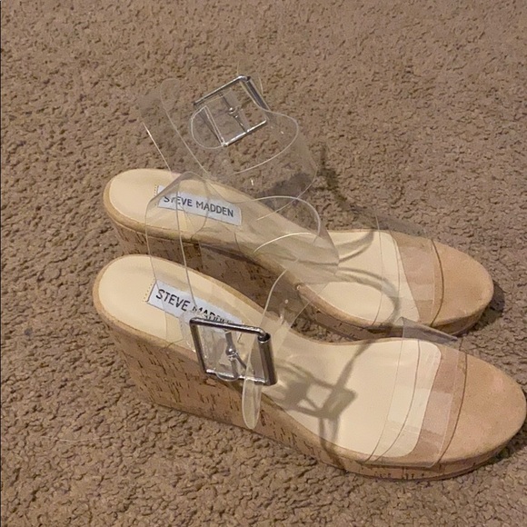 Steve Madden Shoes - BN Steve Madden “Bloom” 7.5 clear sandal